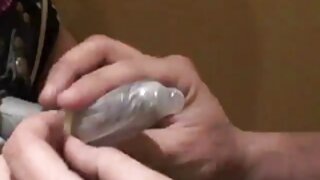 Nestašnu djevojku s probušenim bradavicama Kylie Rocket povali kraj bazena